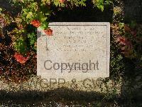 Twelve Tree Copse Cemetery - Bond, Henry George