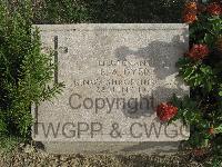 Twelve Tree Copse Cemetery - Dyer, E A