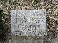 Twelve Tree Copse Cemetery - Emerton, W