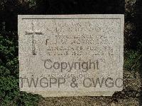 Twelve Tree Copse Cemetery - Horrocks, J W