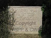 Twelve Tree Copse Cemetery - Hurine, B
