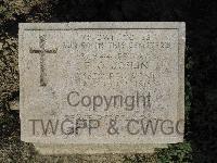Twelve Tree Copse Cemetery - Joslin, F O
