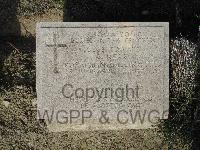 Twelve Tree Copse Cemetery - Kerr, R