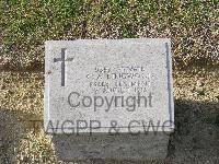 Twelve Tree Copse Cemetery - Lingwood, C A
