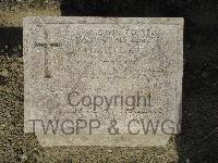 Twelve Tree Copse Cemetery - Lyons, T