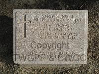 Twelve Tree Copse Cemetery - Porter, F L
