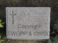 Twelve Tree Copse Cemetery - Prior, E T