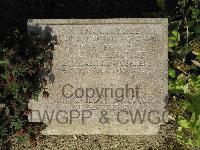 Twelve Tree Copse Cemetery - Vickerstaff, C E