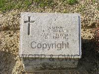Twelve Tree Copse Cemetery - Warden, E O