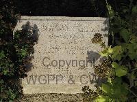 Twelve Tree Copse Cemetery - West, F L