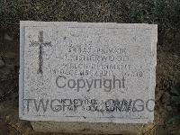 Hill 10 Cemetery - Isherwood, Leonard