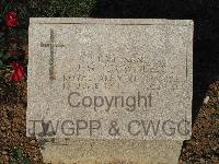 Pink Farm Cemetery - Brownless, John Wilson