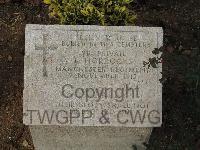 Pink Farm Cemetery - Horrocks, T