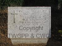 Pink Farm Cemetery - Porteous, W B