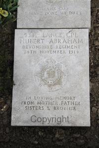 Boulogne Eastern Cemetery - Abraham, Hubert