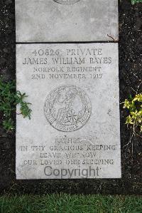 Boulogne Eastern Cemetery - Bayes, James William
