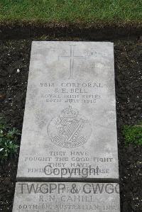Boulogne Eastern Cemetery - Bell, Samuel E.