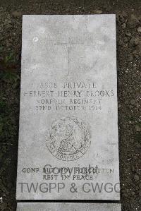 Boulogne Eastern Cemetery - Brooks, Herbert Henry