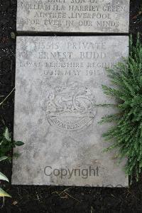 Boulogne Eastern Cemetery - Budd, Ernest