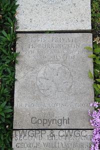 Boulogne Eastern Cemetery - Burrington, Harley