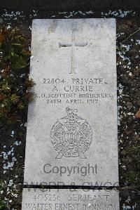 Boulogne Eastern Cemetery - Currie, A