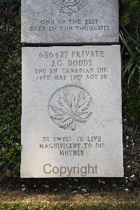 Boulogne Eastern Cemetery - Dodds, John Gee