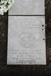 Boulogne Eastern Cemetery - Foley, John