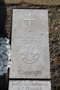 Boulogne Eastern Cemetery - Fox, Fredrick