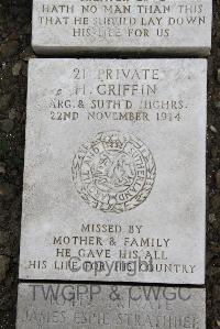 Boulogne Eastern Cemetery - Griffin, H