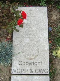 Boulogne Eastern Cemetery - Hannan, John