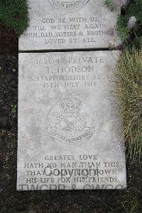 Boulogne Eastern Cemetery - Hodson, T