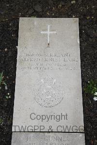 Boulogne Eastern Cemetery - Lane, Alfred Ernest