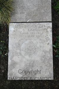 Boulogne Eastern Cemetery - Lane, S