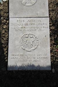 Boulogne Eastern Cemetery - Lawrie, Thomas Brown
