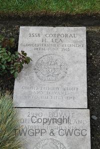 Boulogne Eastern Cemetery - Lea, Harry