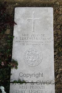 Boulogne Eastern Cemetery - Leatherbarrow, F
