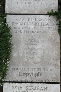 Boulogne Eastern Cemetery - Leggott, Tom Crossby