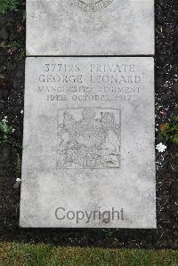 Boulogne Eastern Cemetery - Leonard, George
