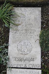 Boulogne Eastern Cemetery - Lewarne, Frederick David