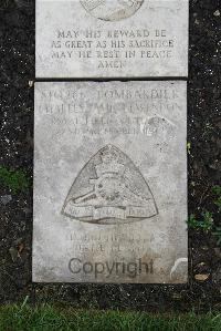 Boulogne Eastern Cemetery - Lewendon, Charles James