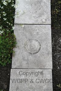 Boulogne Eastern Cemetery - Lewis, John Charles