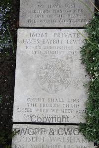 Boulogne Eastern Cemetery - Lewtas, James Baybut
