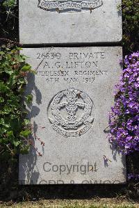 Boulogne Eastern Cemetery - Lifton, Arthur George