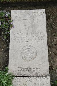 Boulogne Eastern Cemetery - Lindsey, Horace