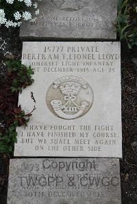Boulogne Eastern Cemetery - Lloyd, Bertram Thomas Lionel