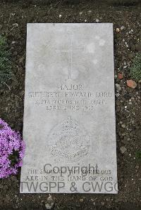 Boulogne Eastern Cemetery - Lord, Cuthbert Edward