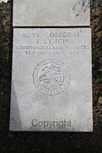 Boulogne Eastern Cemetery - Lynch, J