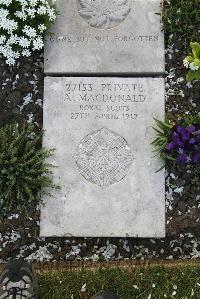 Boulogne Eastern Cemetery - MacDonald, A