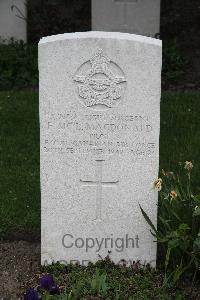 Boulogne Eastern Cemetery - MacDonald, Frank McLeod