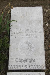 Boulogne Eastern Cemetery - MacDougall, Alexander Duncan